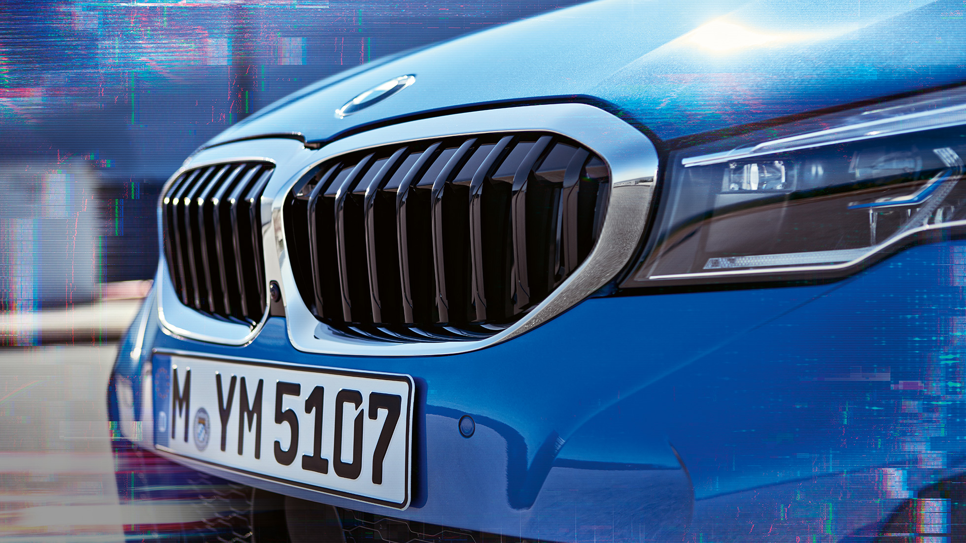 BMW Série 3 Berline, double calandre. Gros plan de profil de la double calandre de la BMW Série 3 Berline.